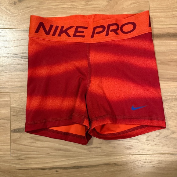 Nike Women's Pro 3" Red Striped Shorts - Picture 3 of 5